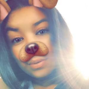 Meet your Posher, Anissa